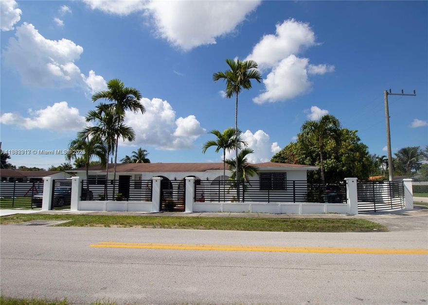 The efficiency with independent entrance. Electricity, water, and cable included. parking in front of the property. first month and 2 security deposits. text message for showings.