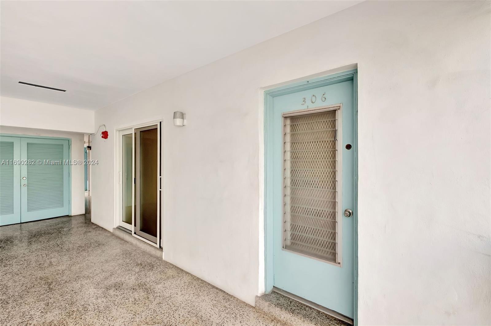 OCEAN BEACH FLA SUB - Residential
