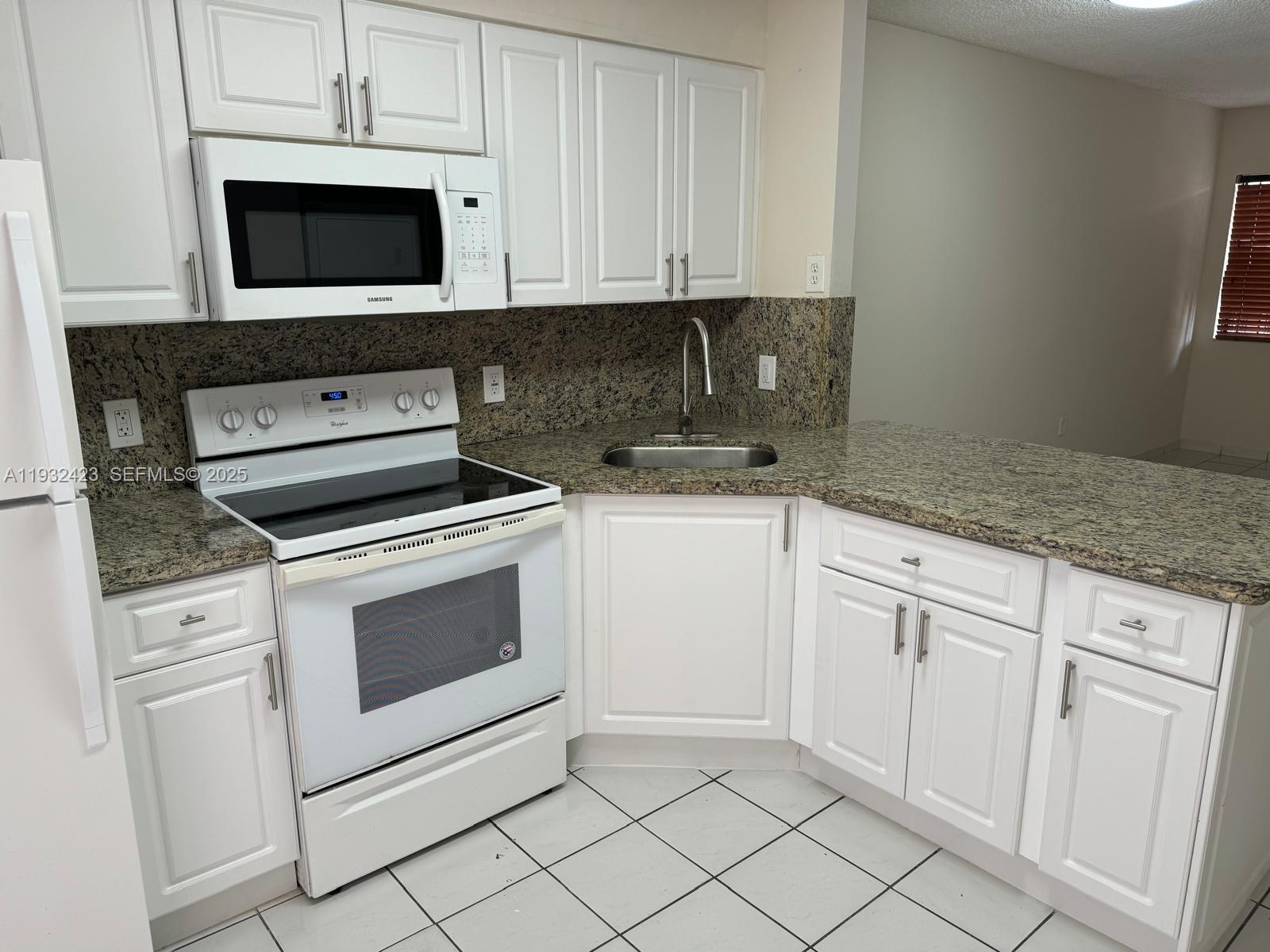 ALAMEDA TOWER I CONDO - Residential Lease