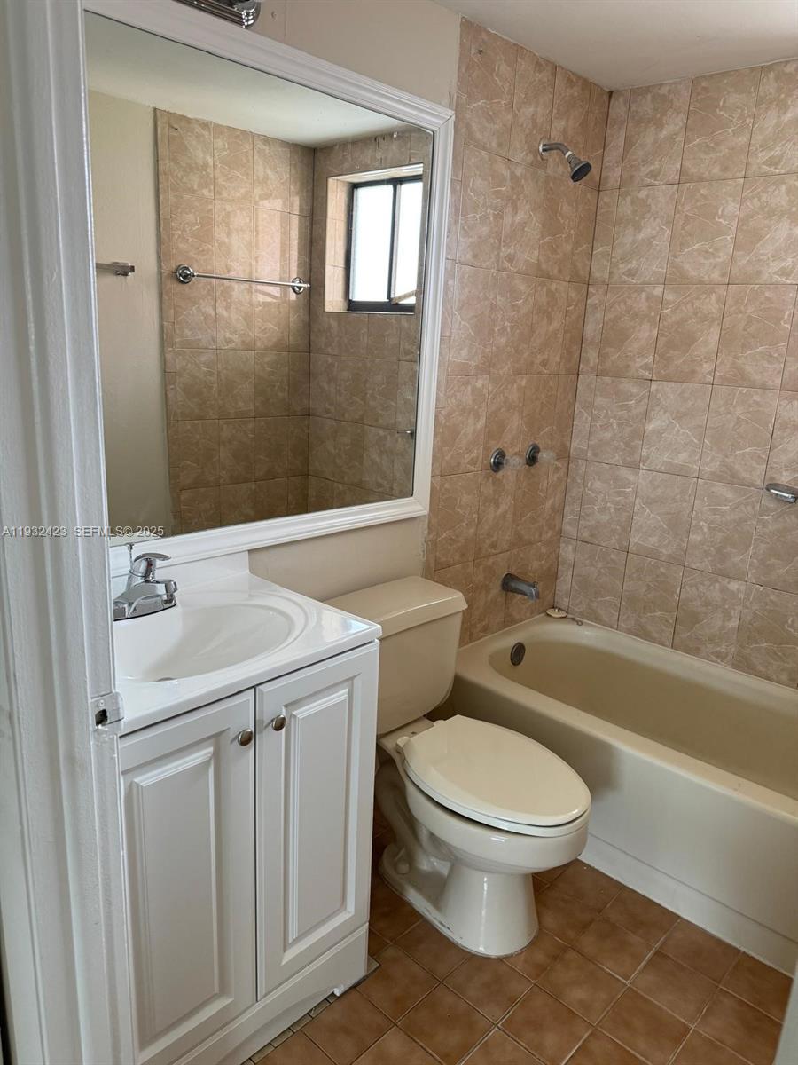 ALAMEDA TOWER I CONDO - Residential Lease