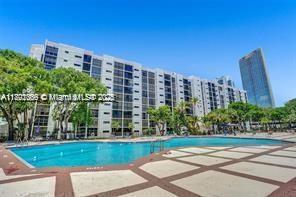 PLAZA OF AMERICAS CONDO P - Residential Lease
