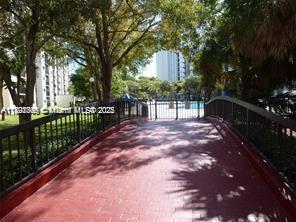 PLAZA OF AMERICAS CONDO P - Residential Lease