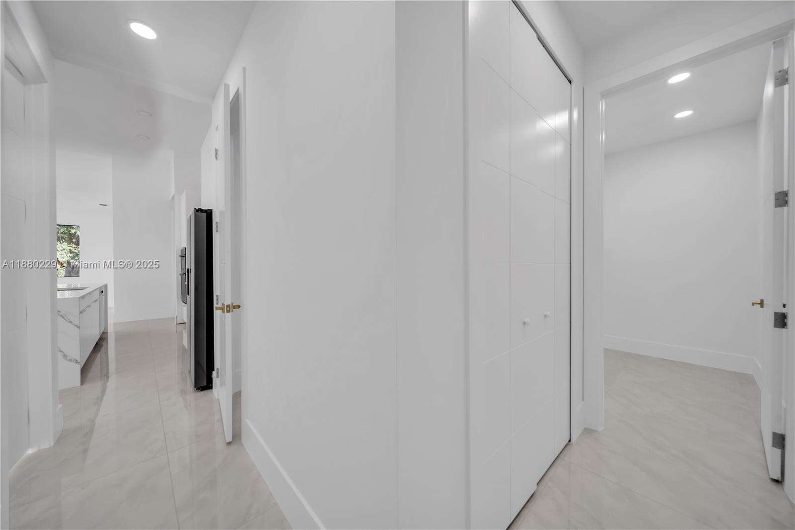 LEEHIGH ACRES - Residential