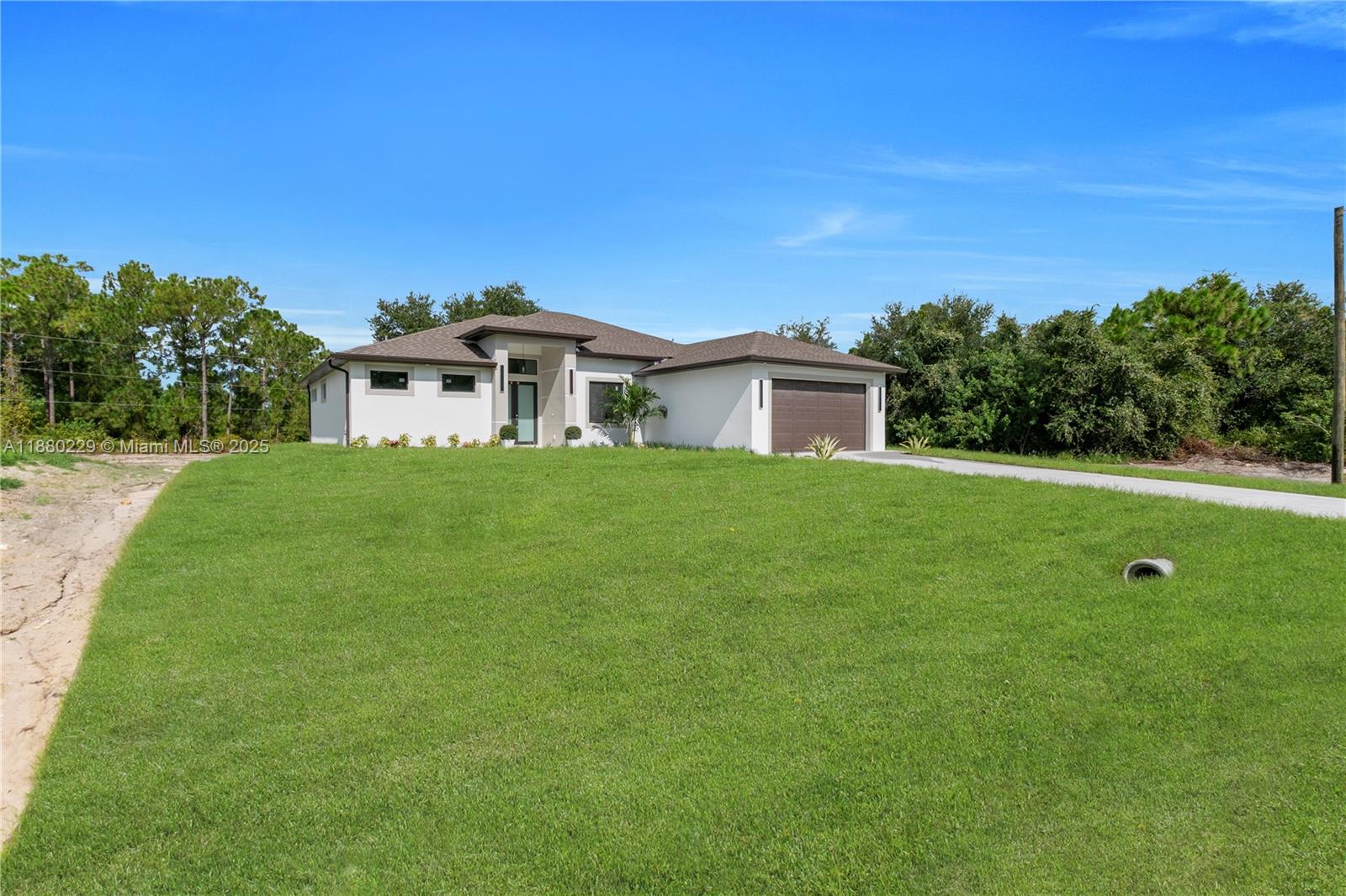 LEEHIGH ACRES - Residential