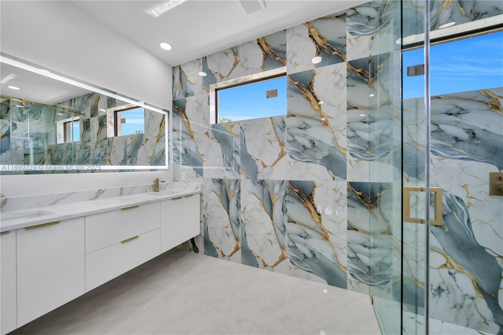 LEEHIGH ACRES - Residential