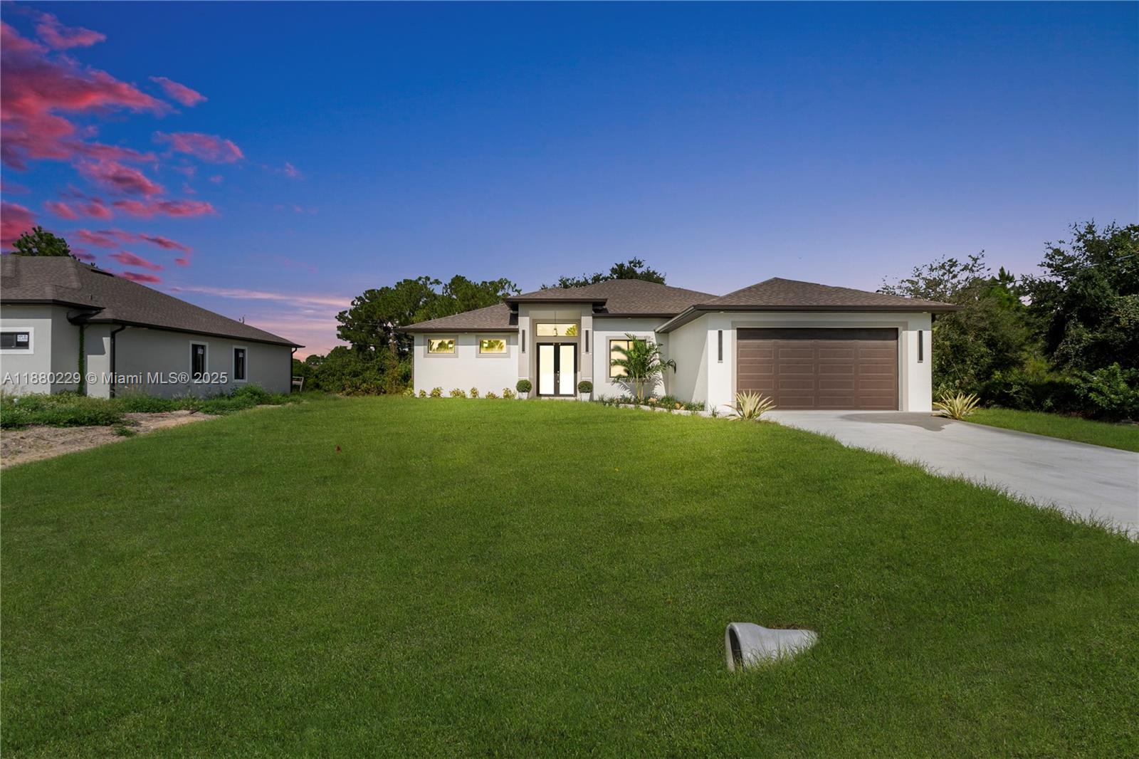 LEEHIGH ACRES - Residential