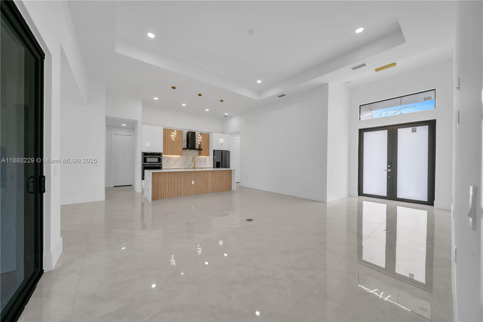 LEEHIGH ACRES - Residential