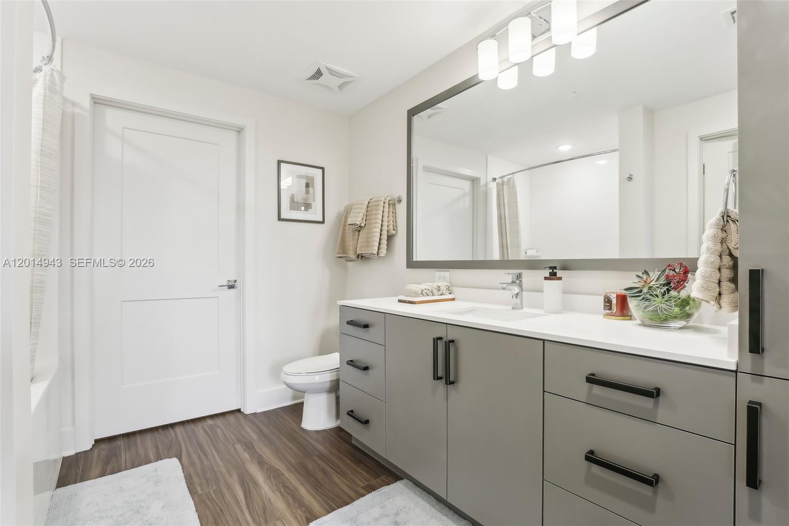KENDALL TOWN CENTER - Residential Lease