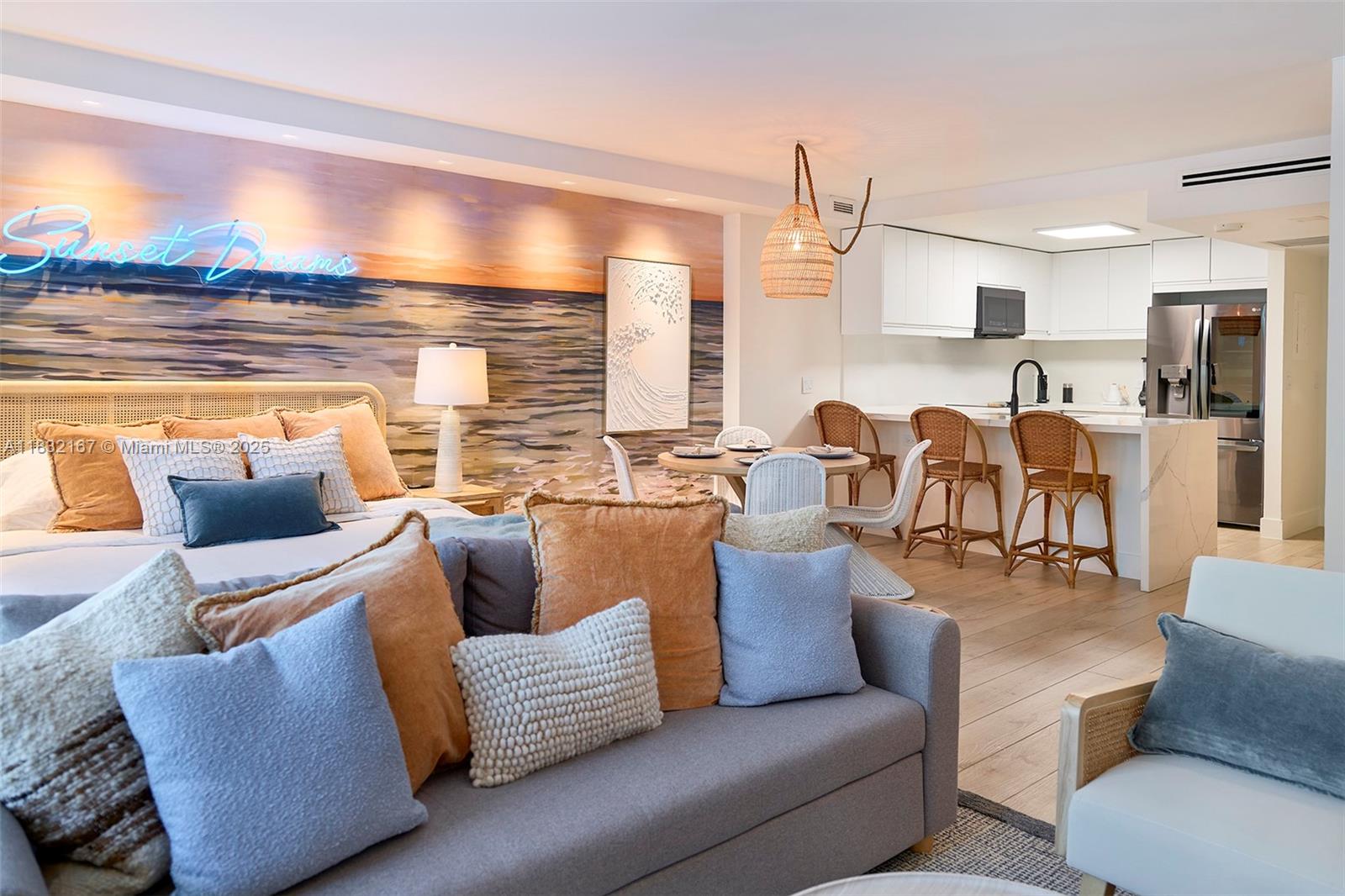 RONEY PALACE CONDO - Residential Lease