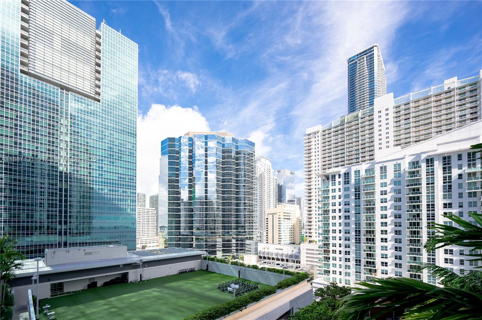 BRICKELLHOUSE CONDO - Residential