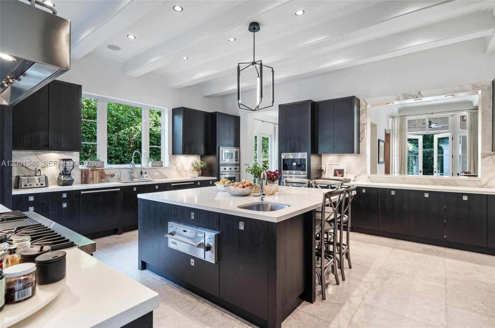 MARTIN SUBURBAN ACRES - Residential