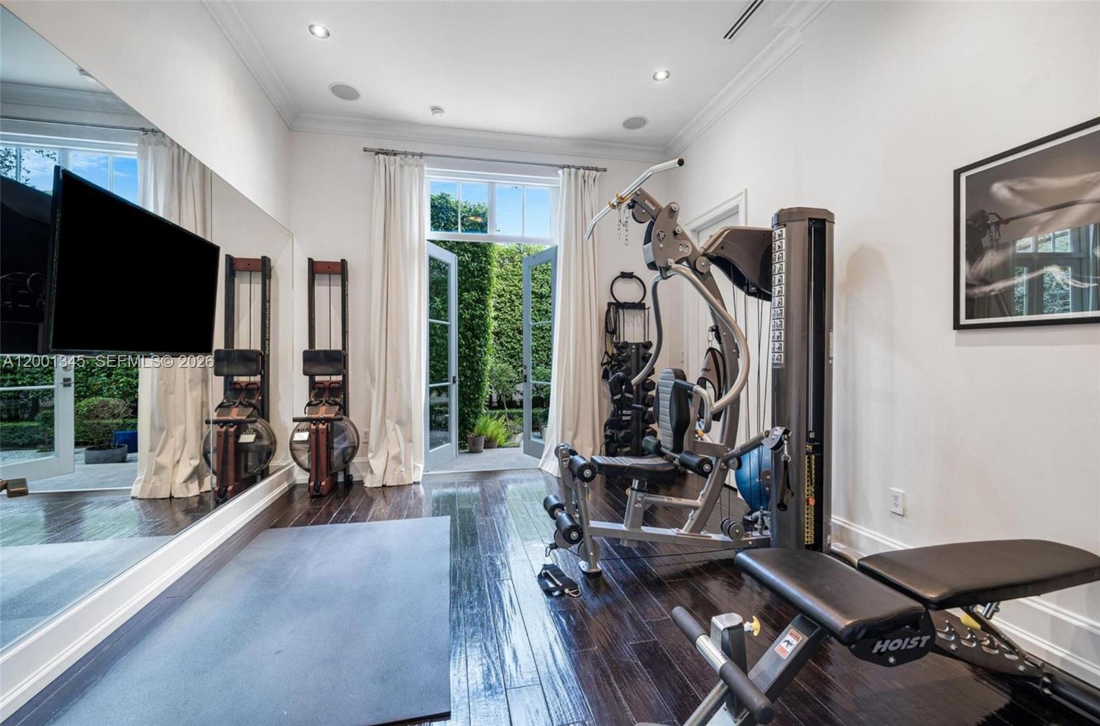 MARTIN SUBURBAN ACRES - Residential