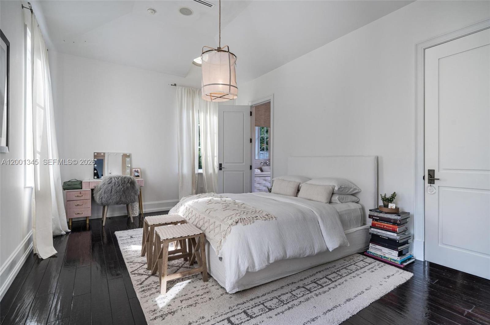 MARTIN SUBURBAN ACRES - Residential