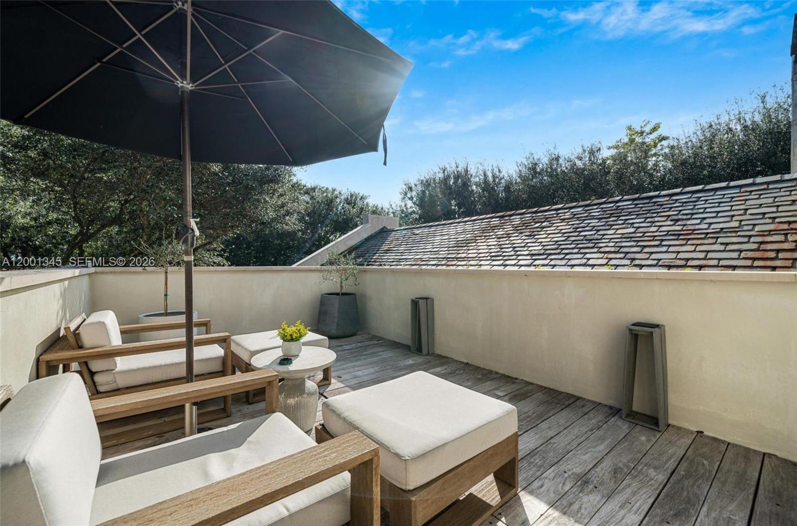 MARTIN SUBURBAN ACRES - Residential