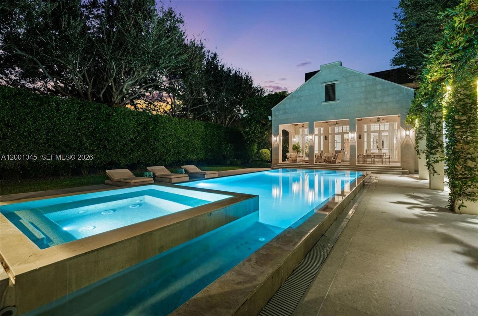 MARTIN SUBURBAN ACRES - Residential