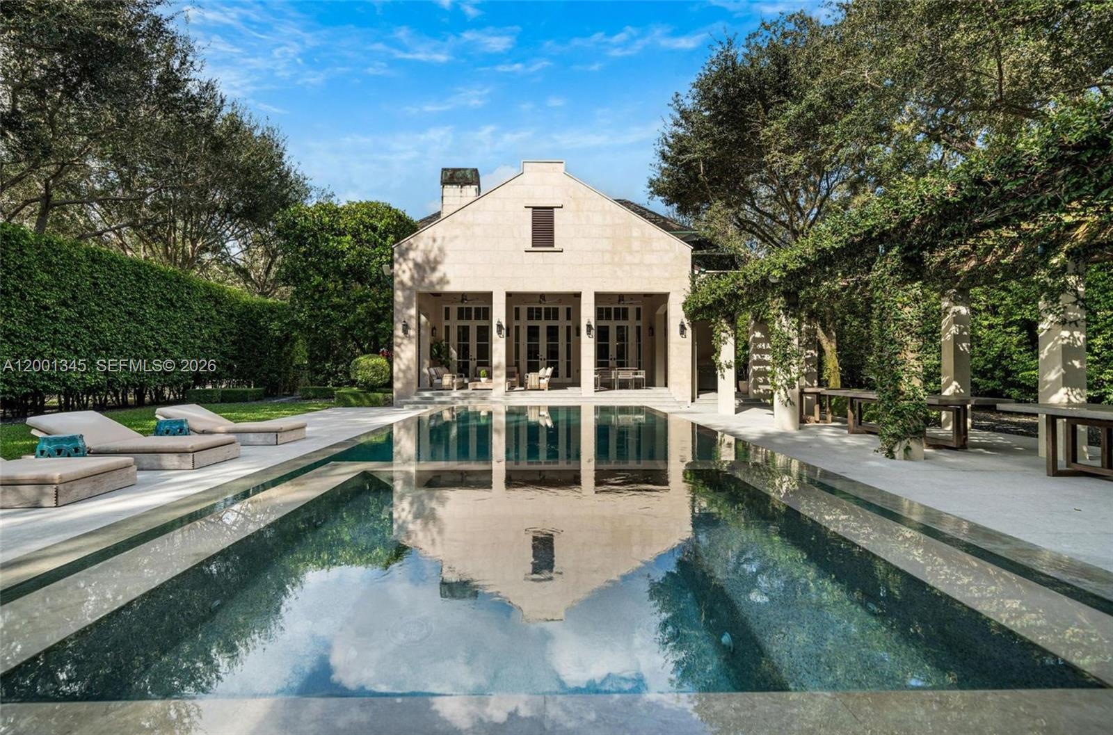 MARTIN SUBURBAN ACRES - Residential