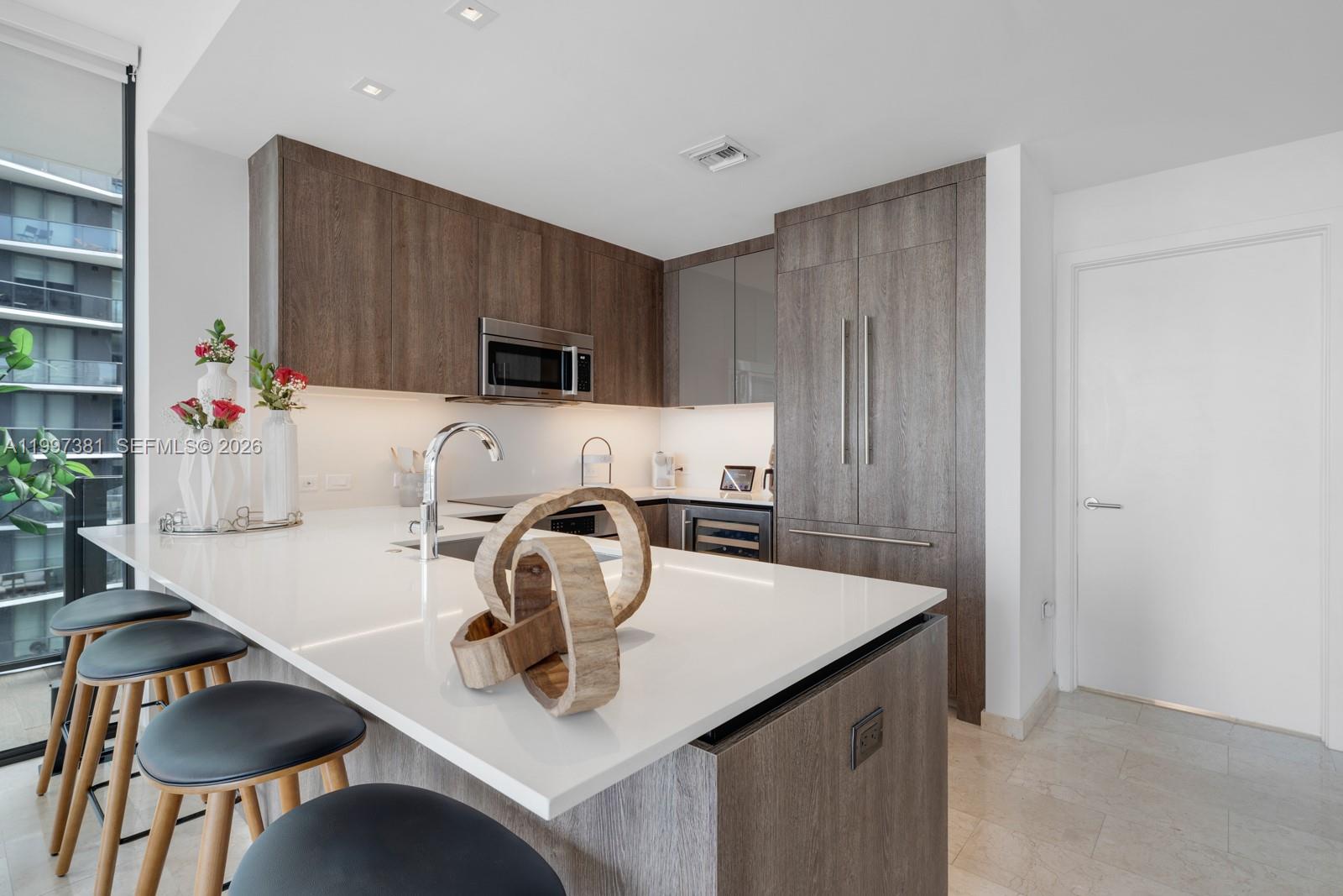 RISE CONDO - Residential Lease