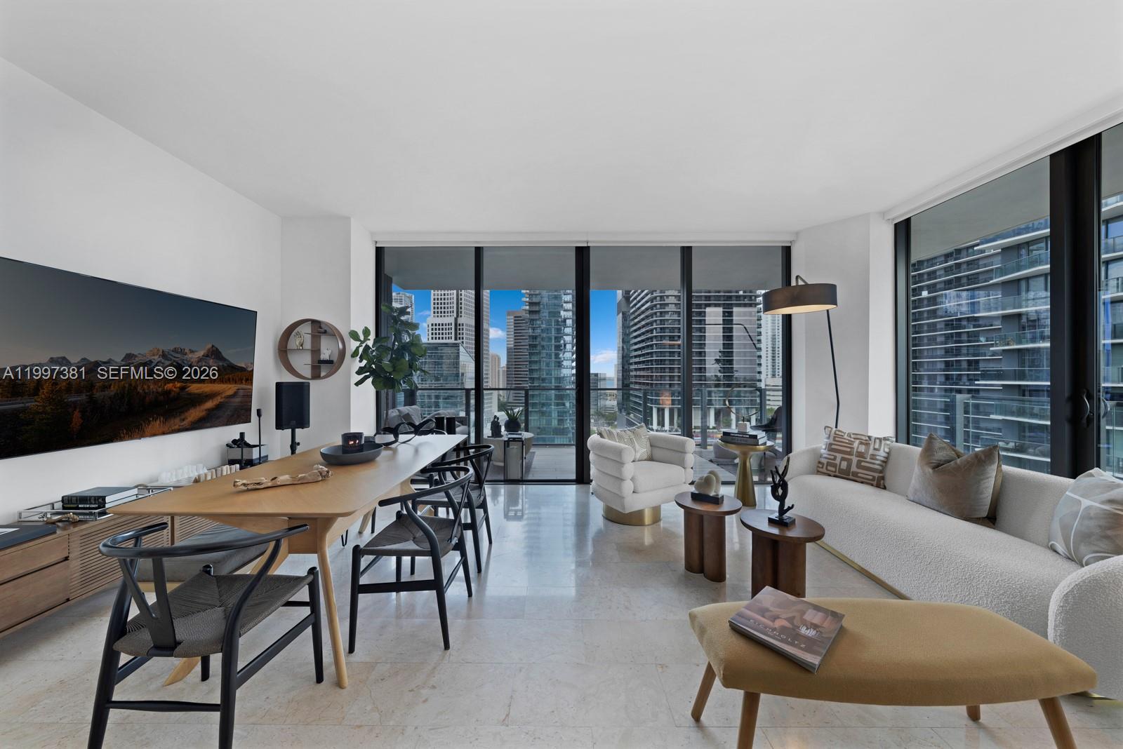 RISE CONDO - Residential Lease