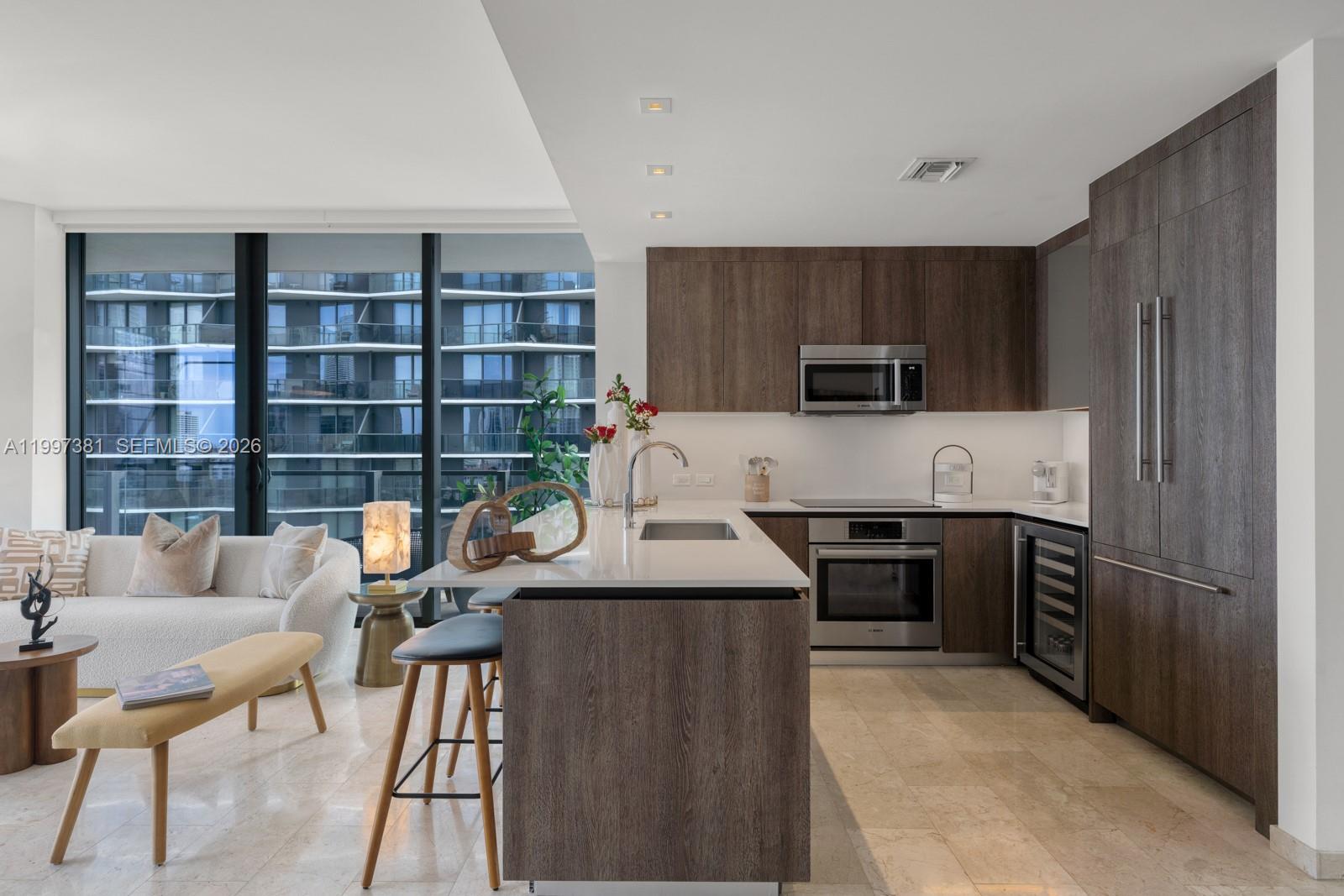 RISE CONDO - Residential Lease