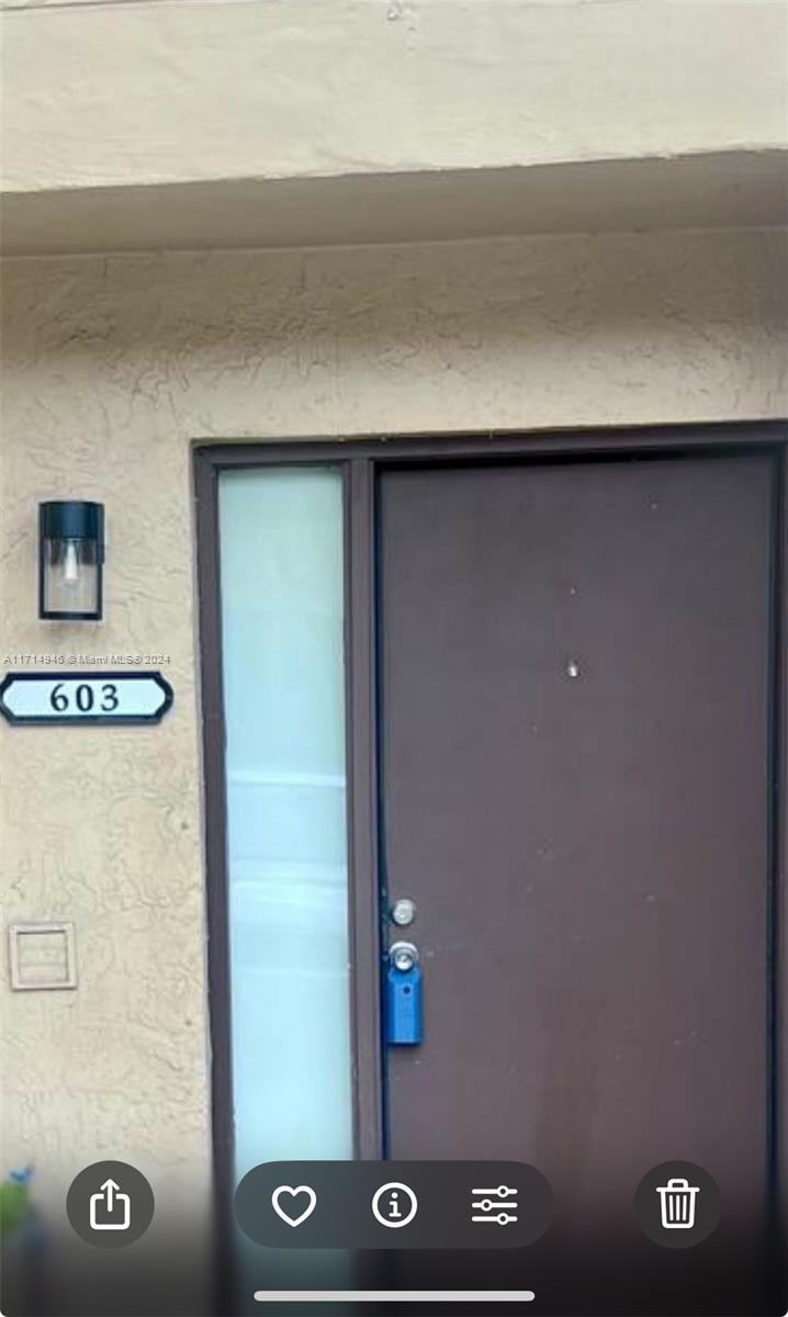 Property for Sale at 6866 Nw 173rd Dr 603, Hialeah, Miami-Dade County, Florida - Bedrooms: 2 
Bathrooms: 2  - $329,000