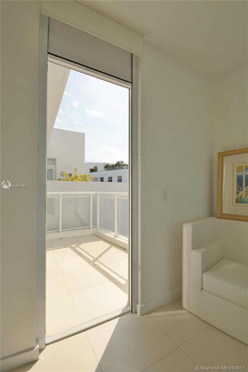 2020 Lofts Condo - Residential Lease