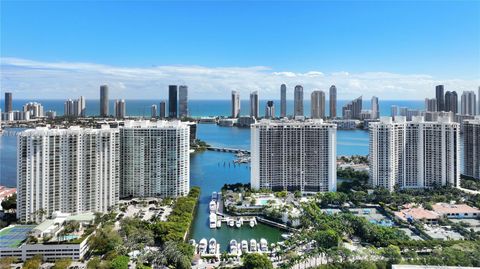 A home in Aventura