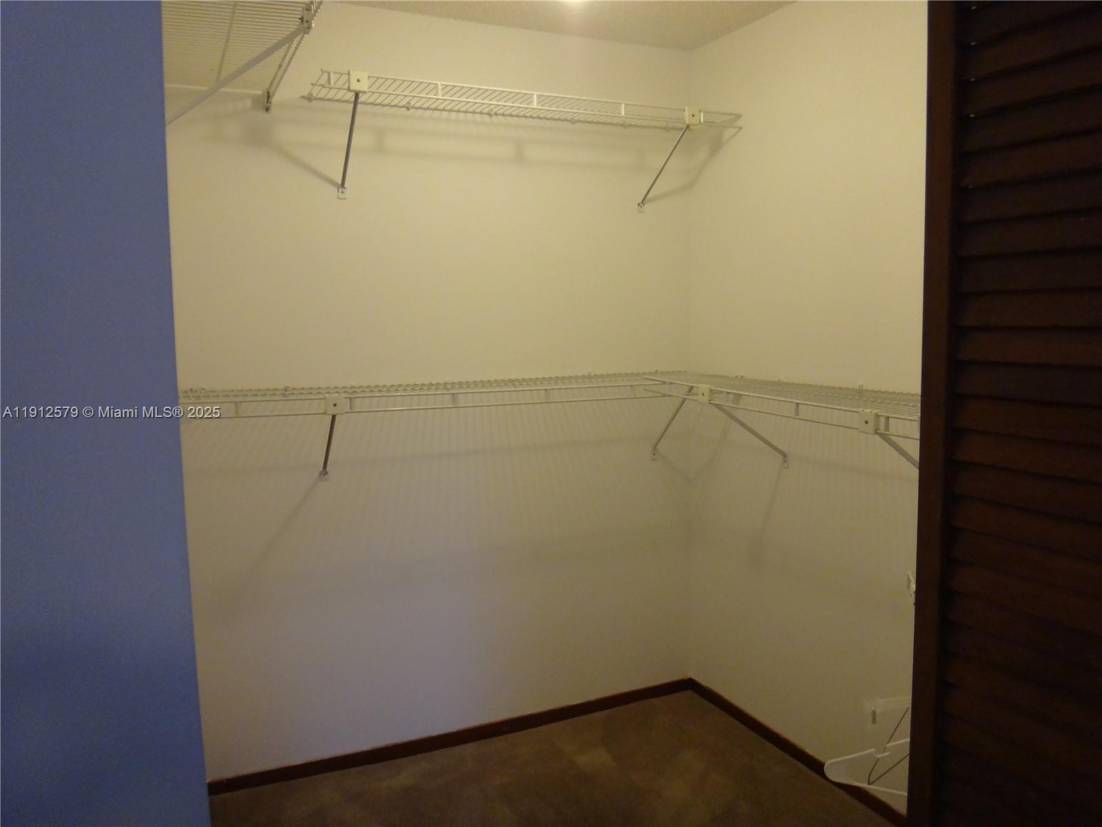 SAGA BAY TOWNHOMES - Residential Lease