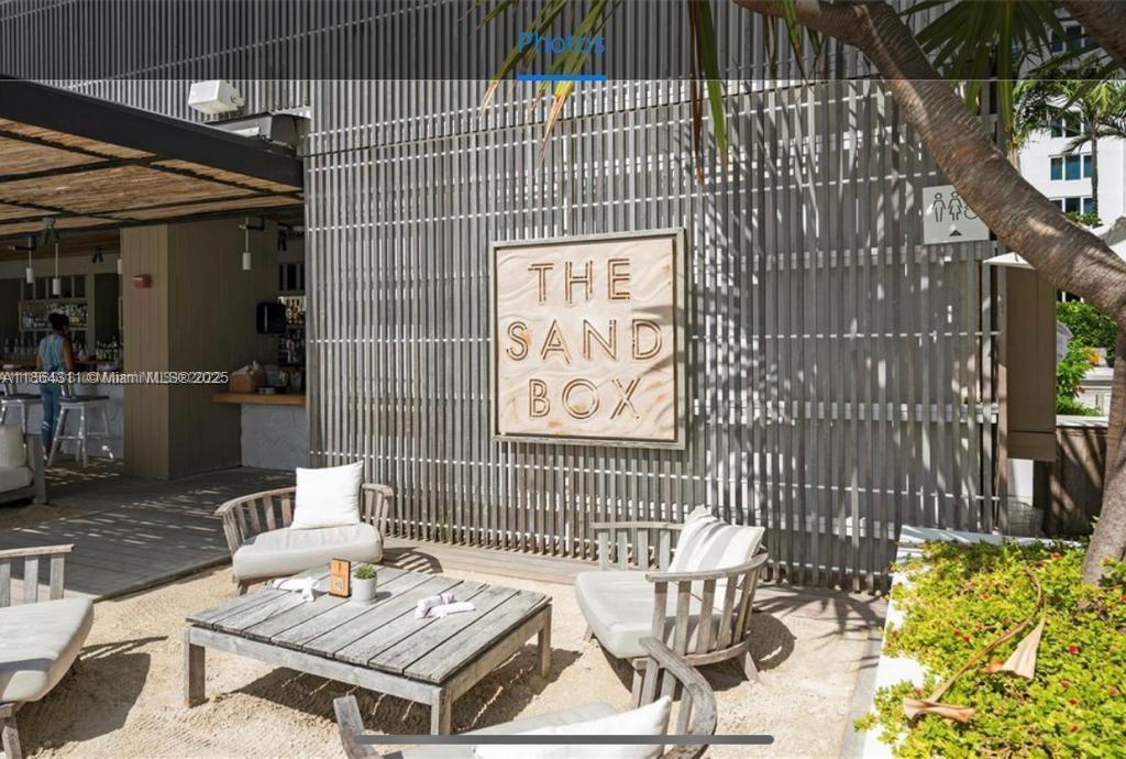 RONEY PALACE CONDO - Residential Lease