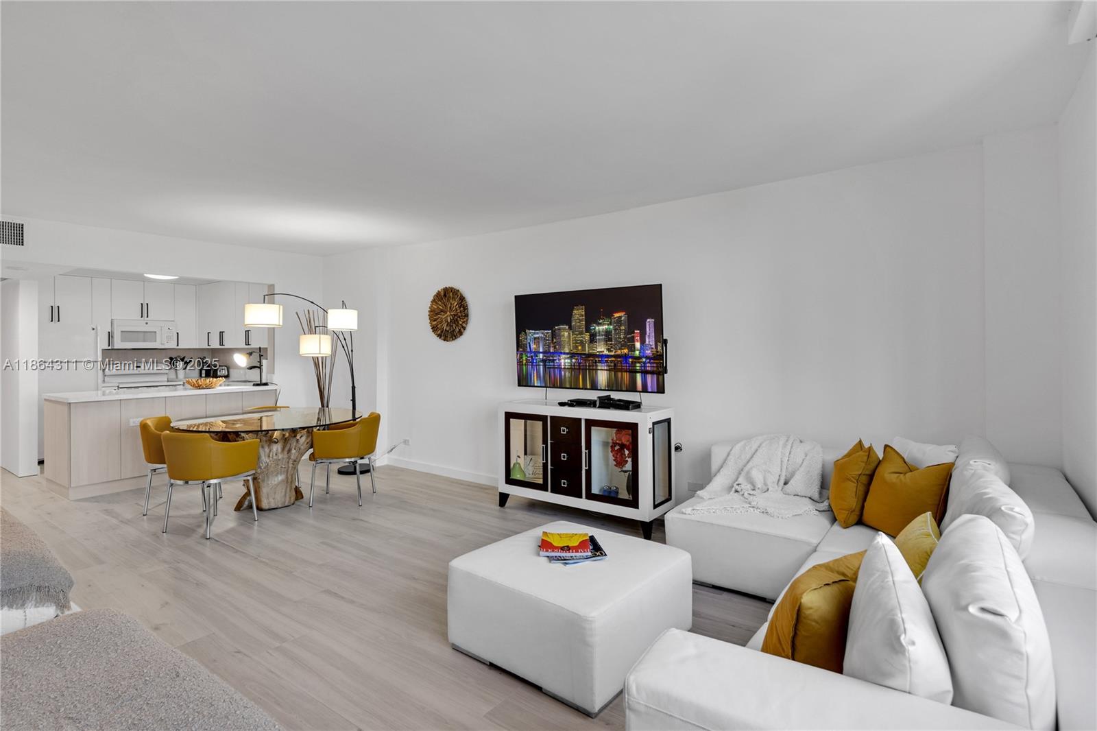 RONEY PALACE CONDO - Residential Lease