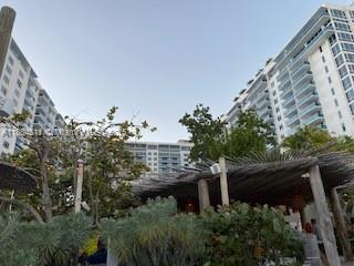 RONEY PALACE CONDO - Residential Lease