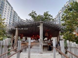 RONEY PALACE CONDO - Residential Lease