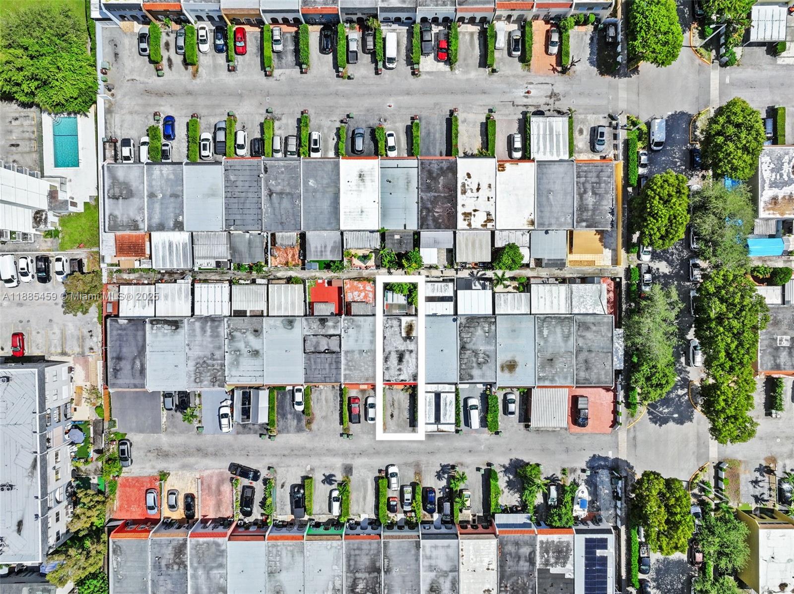 FIRST ADDN TO PALM SPRING - Residential