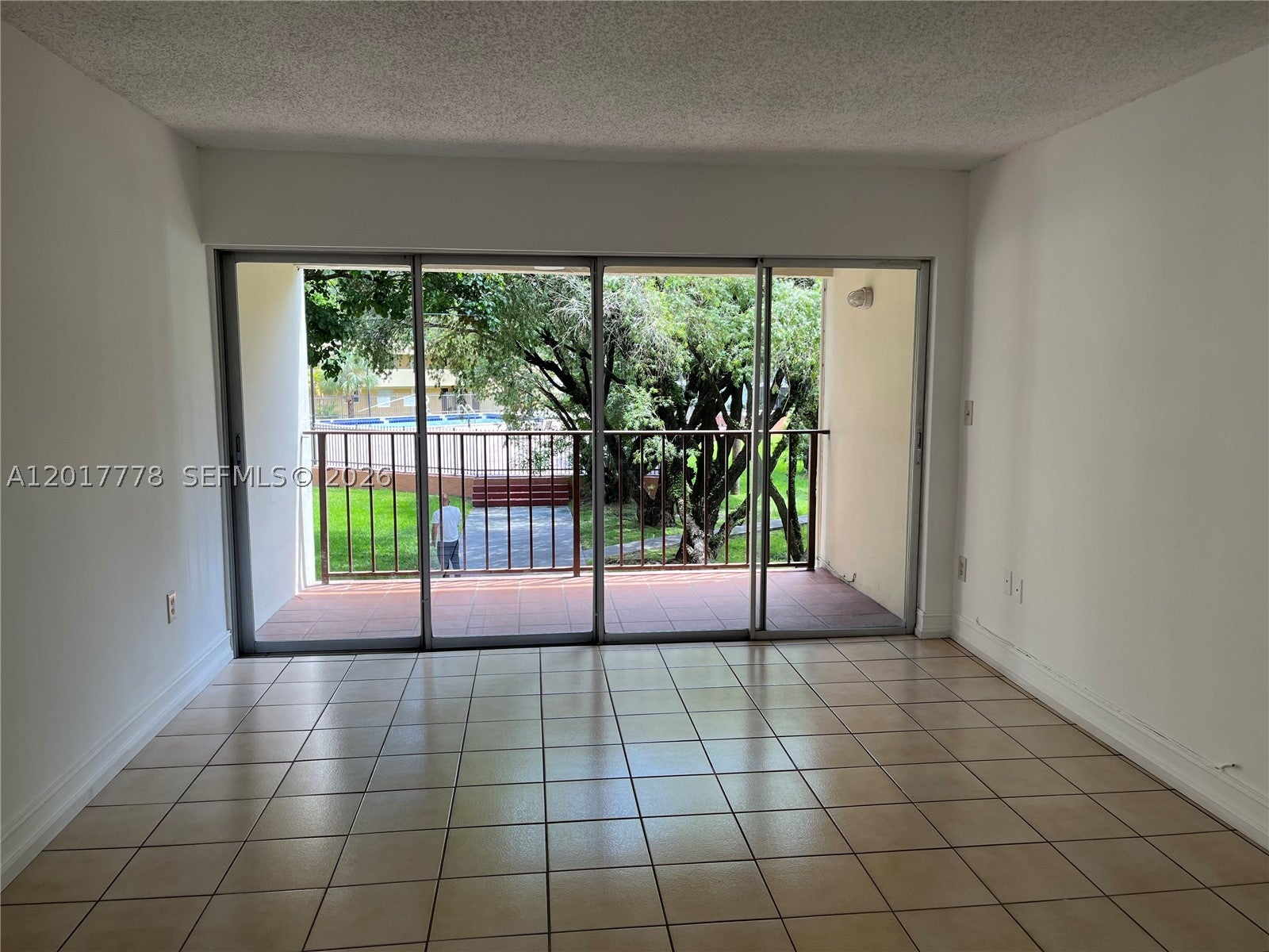 9190 Fontainebleau Blvd 202