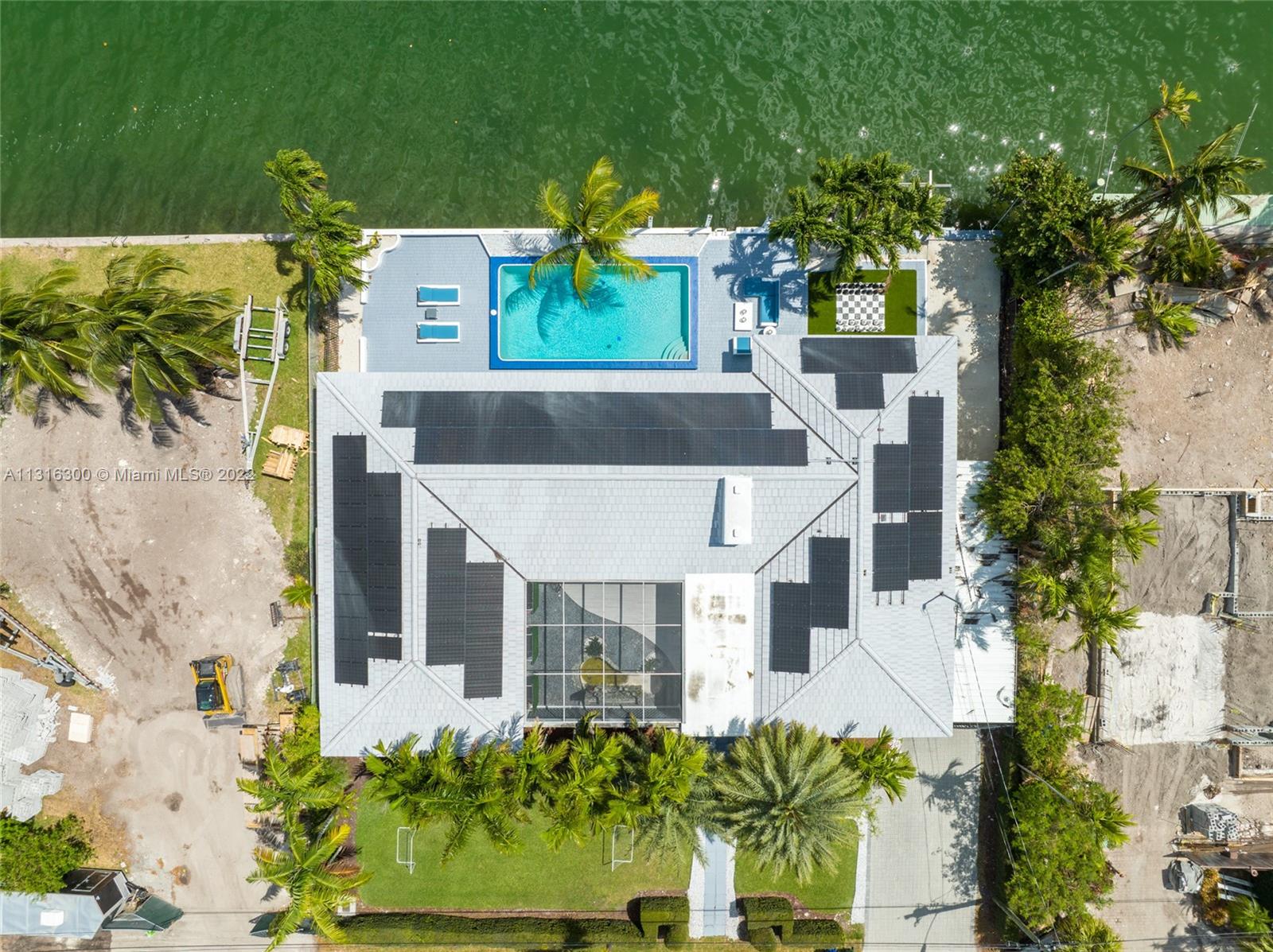 Davis Harbour - Residential