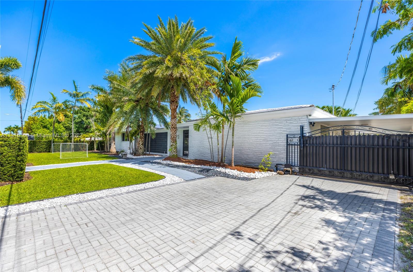 Davis Harbour - Residential