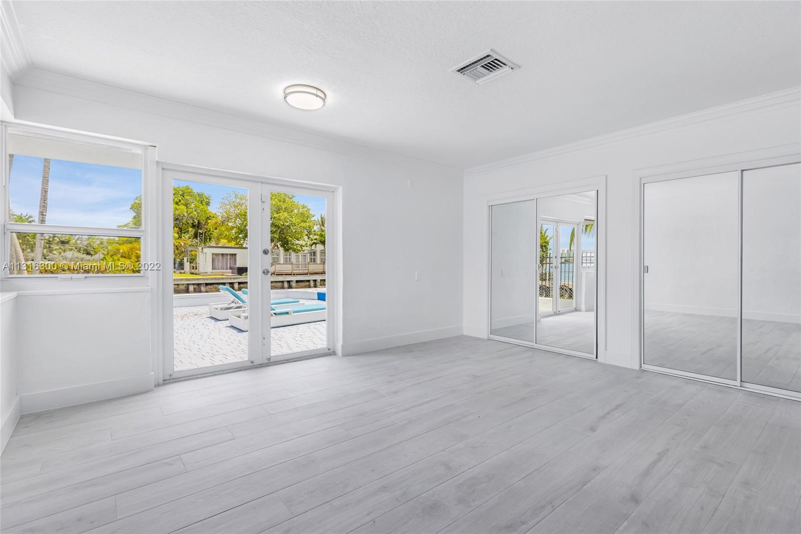 Davis Harbour - Residential