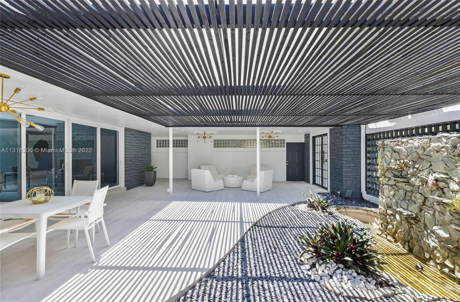 Davis Harbour - Residential