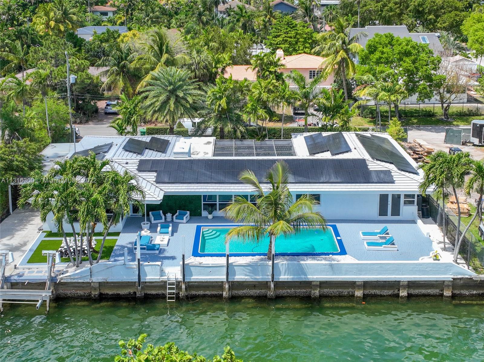 Davis Harbour - Residential