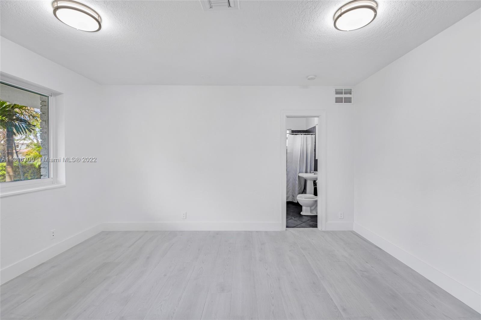 Davis Harbour - Residential