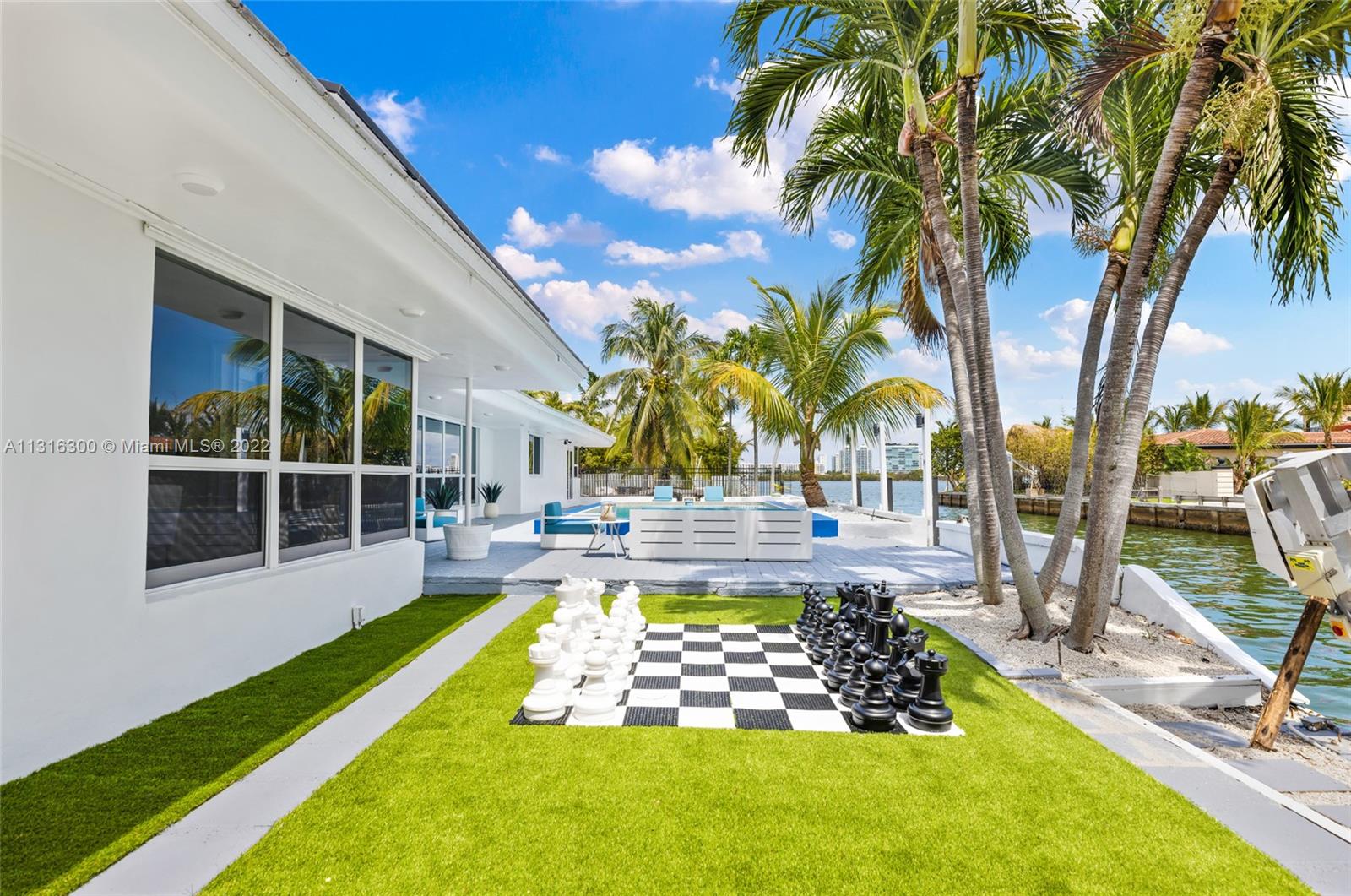 Davis Harbour - Residential