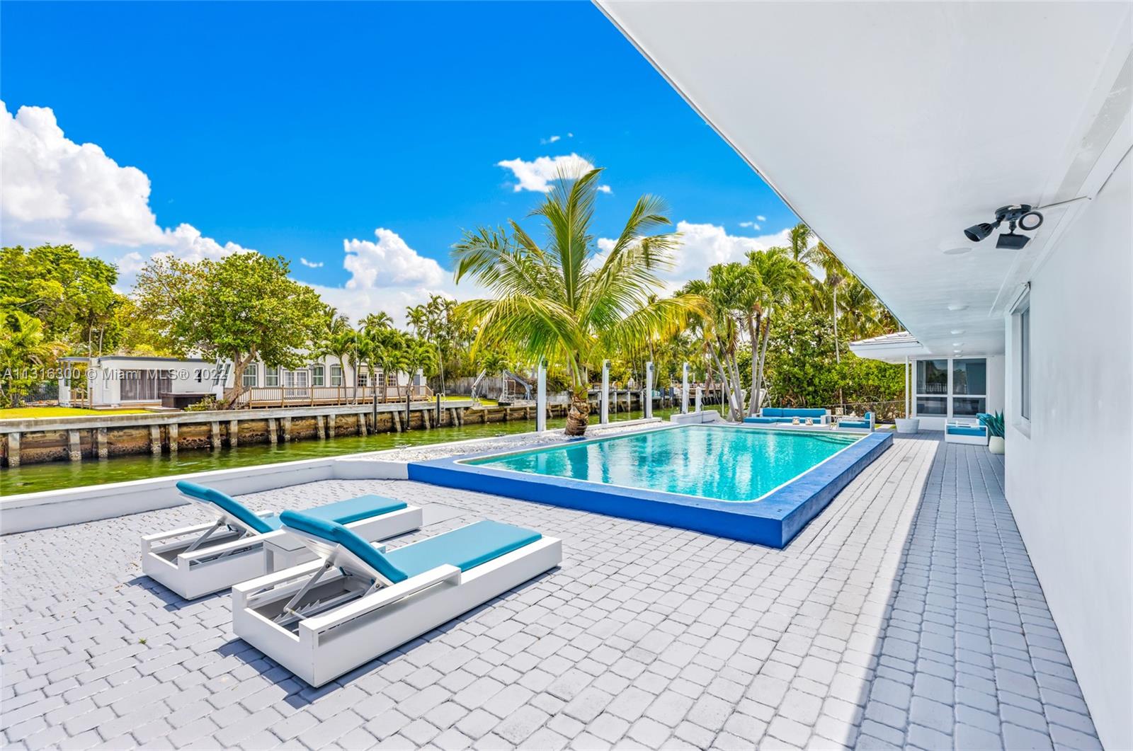 Davis Harbour - Residential