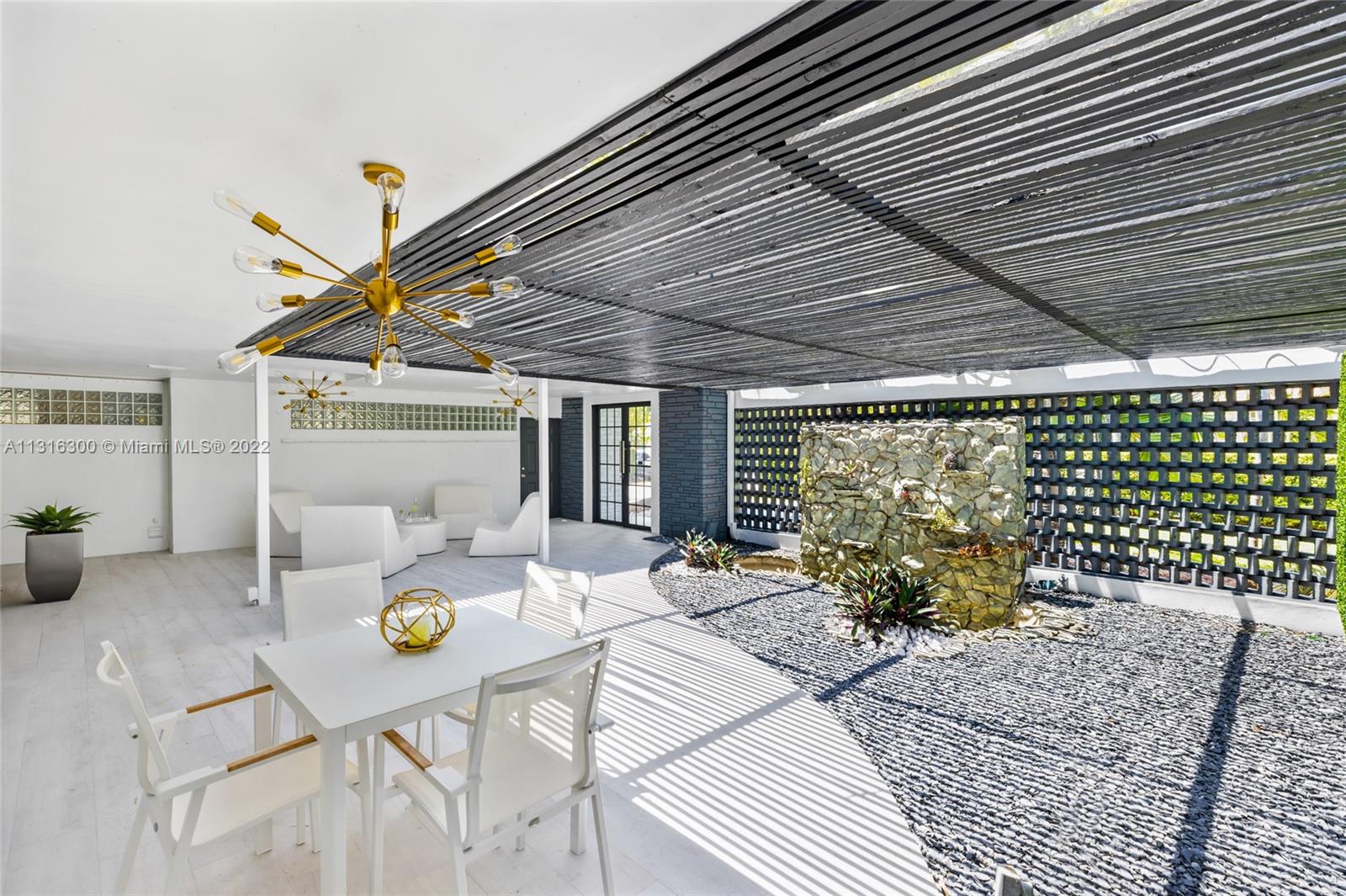 Davis Harbour - Residential