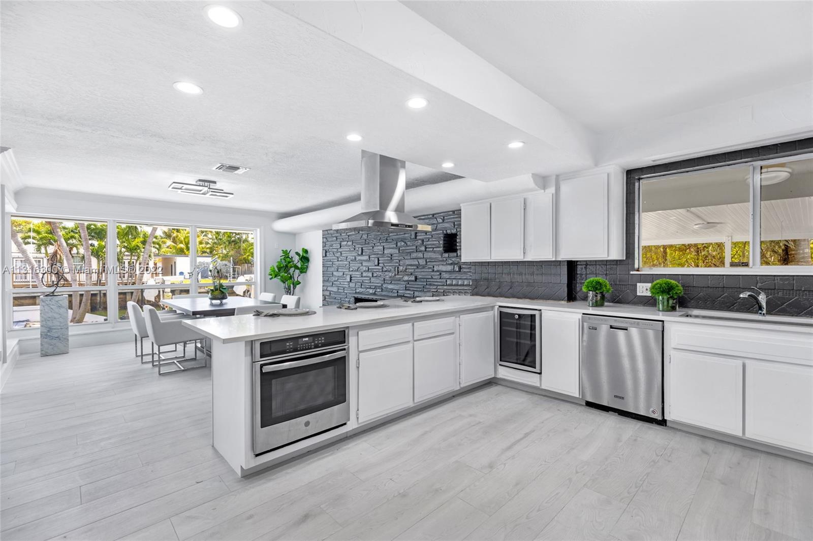 Davis Harbour - Residential