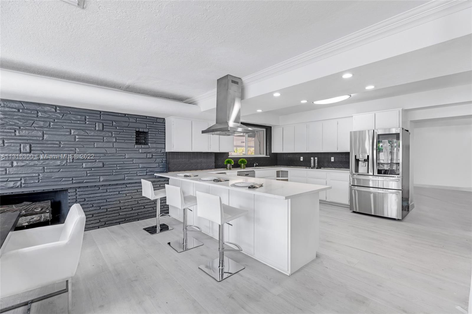 Davis Harbour - Residential