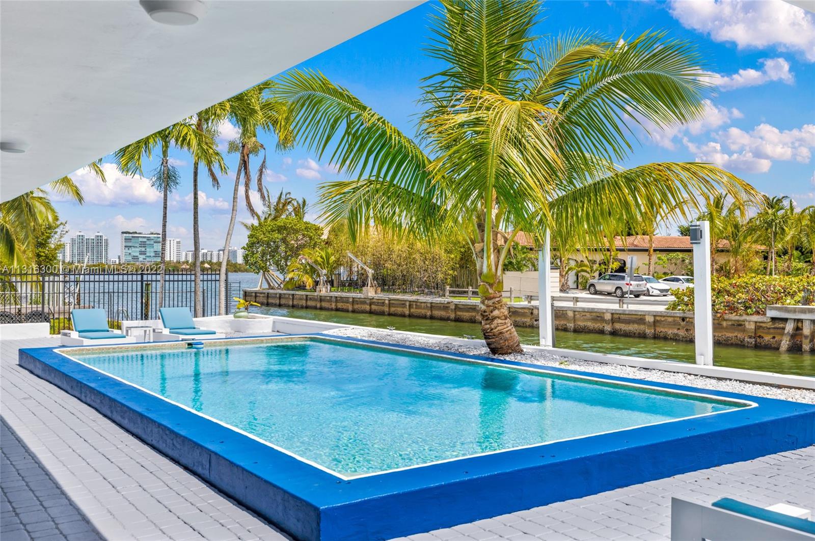 Davis Harbour - Residential