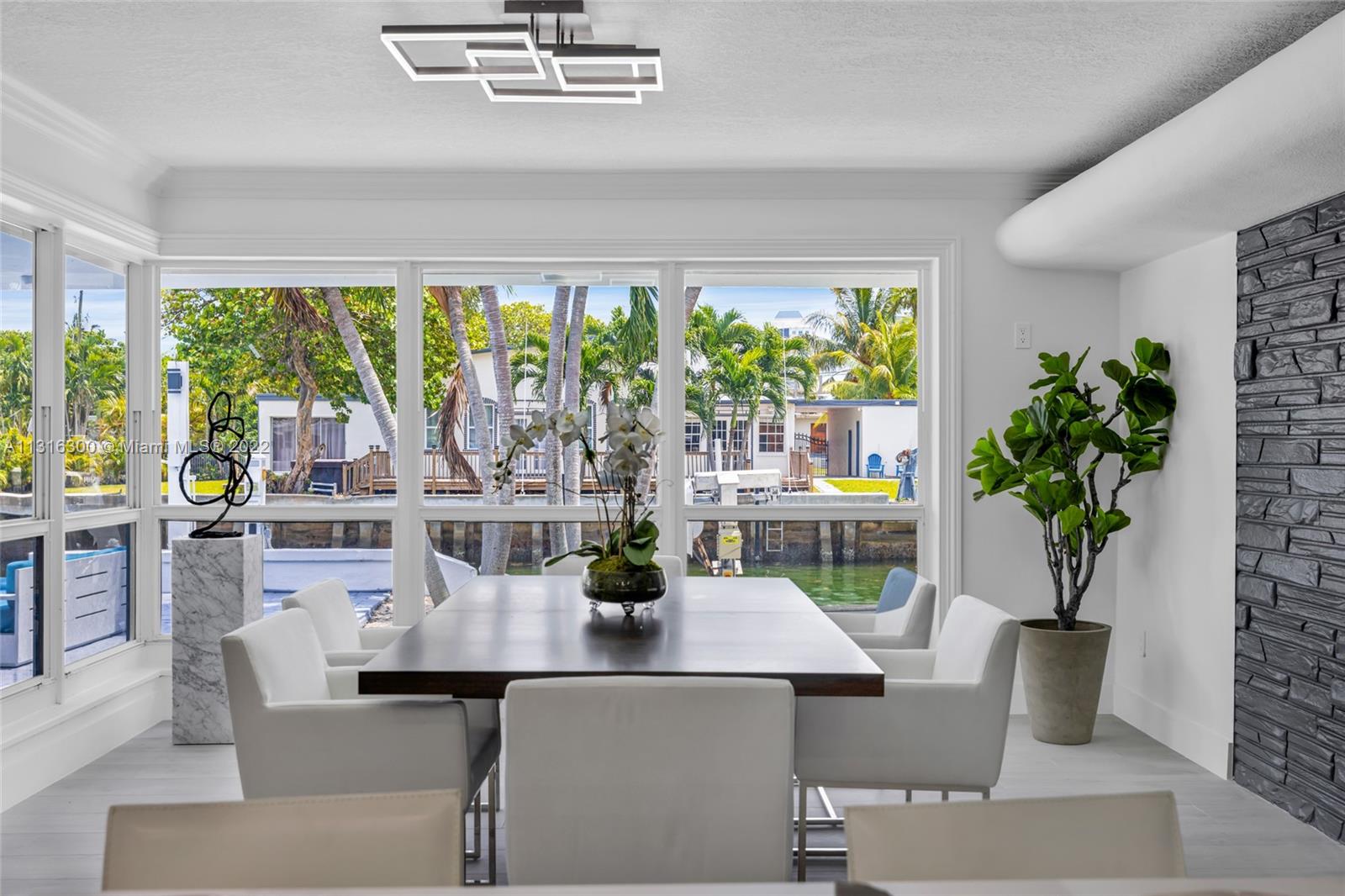 Davis Harbour - Residential