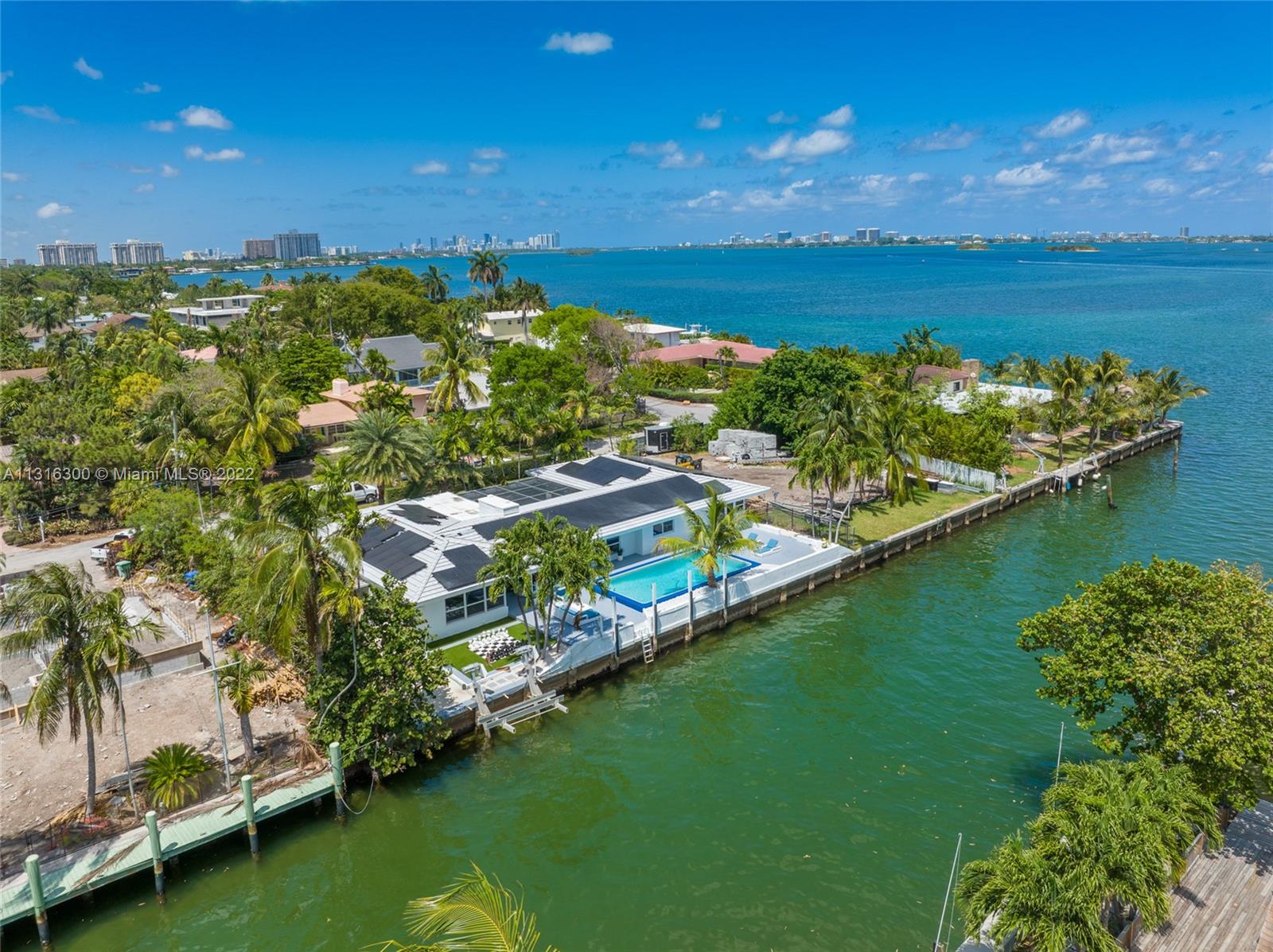 Davis Harbour - Residential