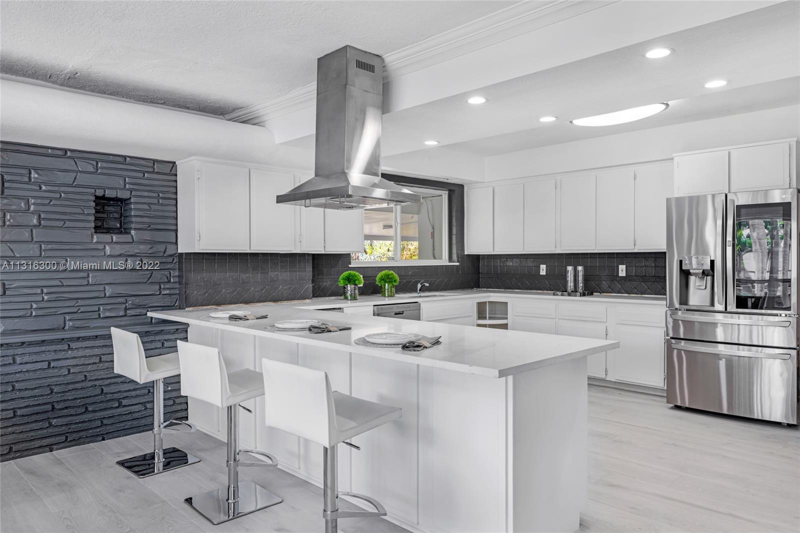 Davis Harbour - Residential