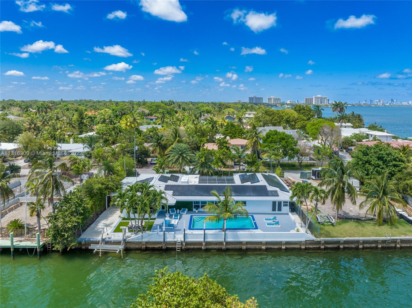 Davis Harbour - Residential