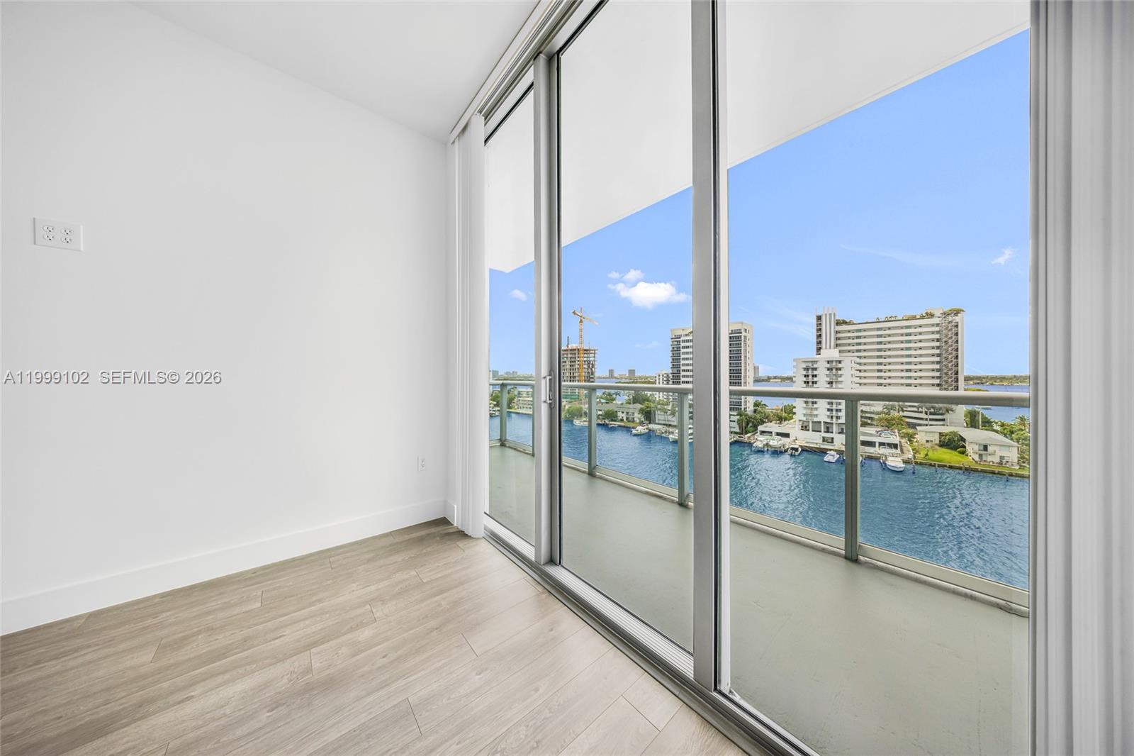 ELOQUENCE ON THE BAY COND - Residential Lease